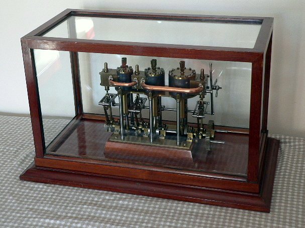 Beautiful triple expansion steam engine. 